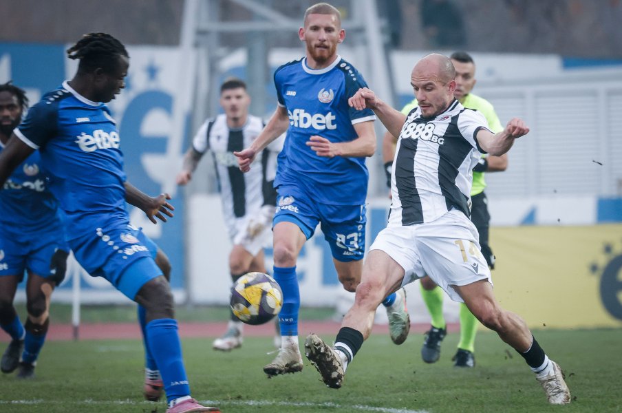 Монтана и Локомотив София1