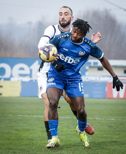 Монтана и Локомотив София1