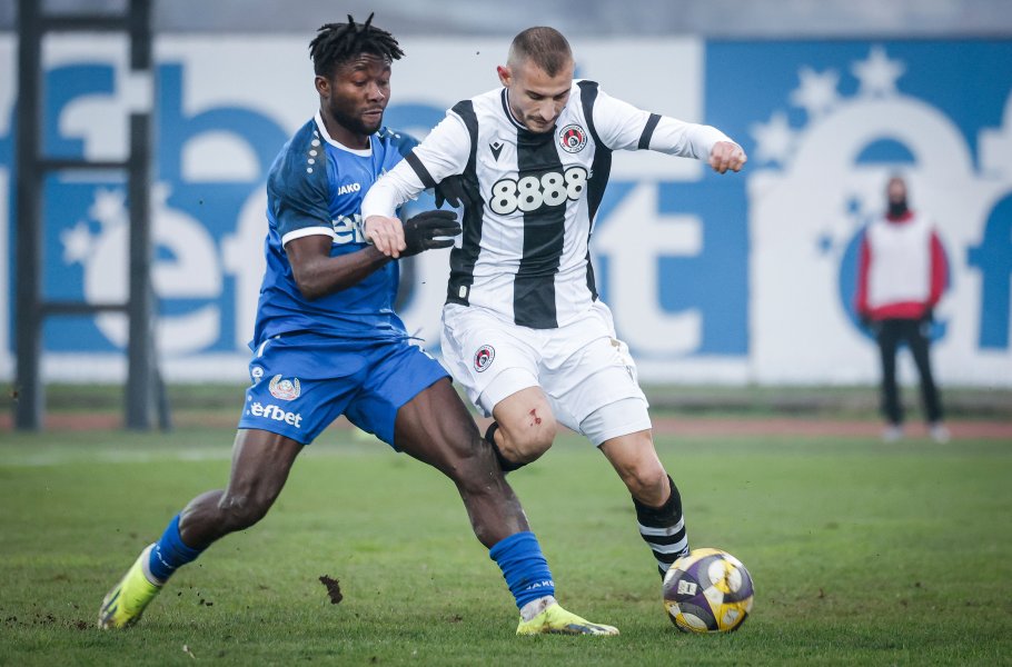 Монтана и Локомотив София1