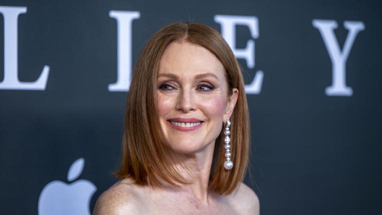 Джулиан МУР