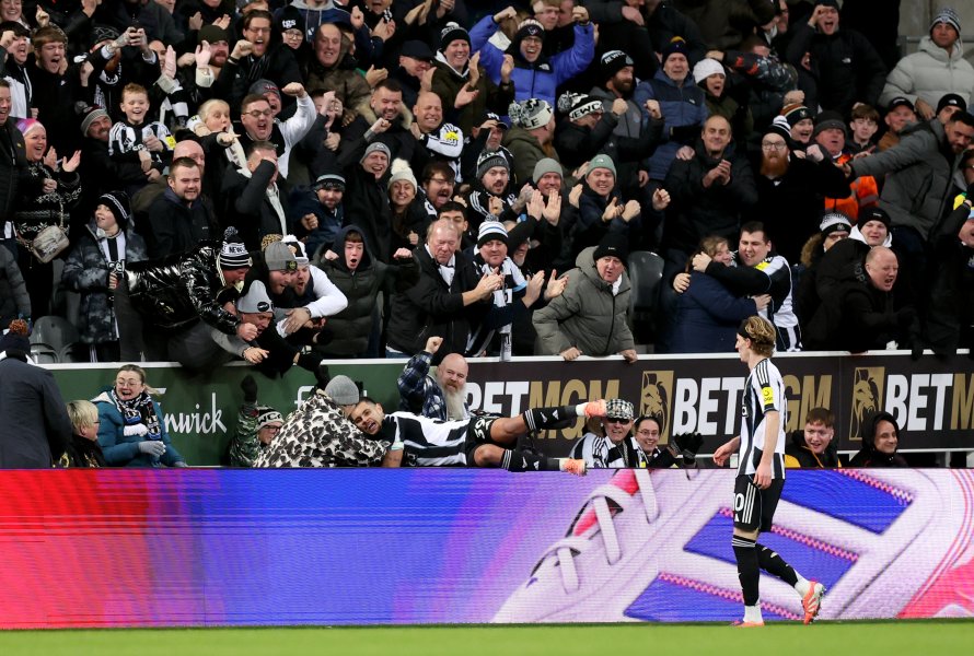 Нюкасъл Юнайтед Тотнъм Хотспър1