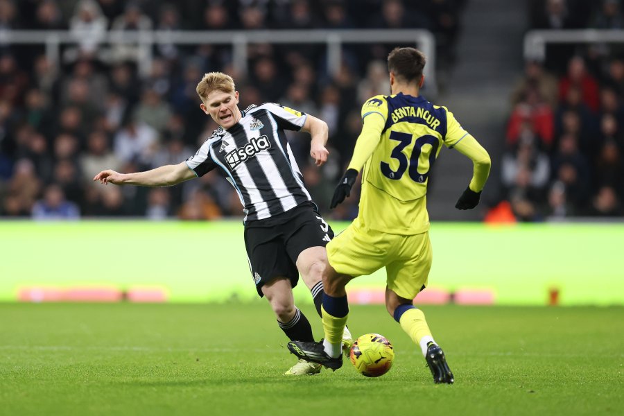 Нюкасъл Юнайтед Тотнъм Хотспър1