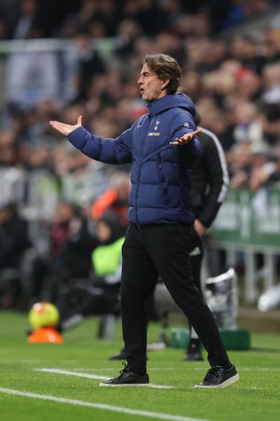 Нюкасъл Юнайтед Тотнъм Хотспър1