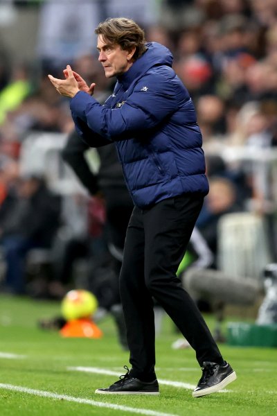 Нюкасъл Юнайтед Тотнъм Хотспър1