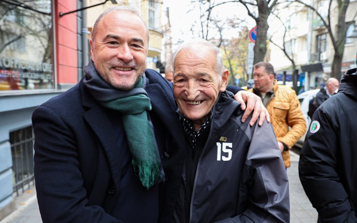 Бойко Величков за новия магазин, амбициите и подкрепата за Любо Пенев