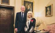 Симеон Сакскобургготски награди Лили Иванова с орден “Дамски кръст”
