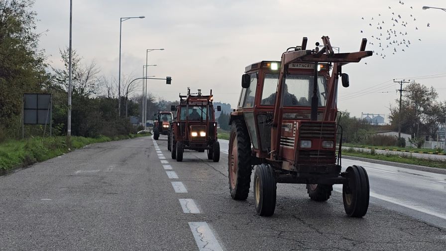 Гръцките фермери планират акция на моста Рио-Антирио
