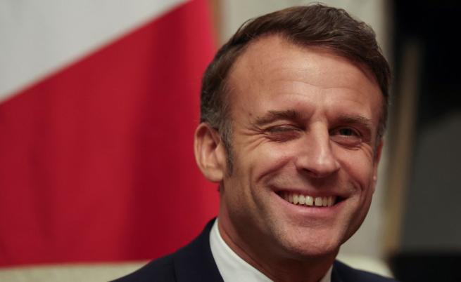 Дипломатически чар: Макрон избегна въпрос за Палестина с намигване и усмивка