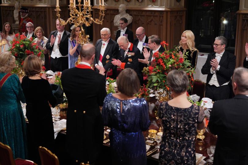 Кейт Мидълтън дебютира в Уиндзор с най-голямата и блясква корона досега - снимка 6