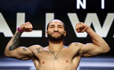 Внукът на Мохамед Али подгрява битката на Кобрата в Дубай