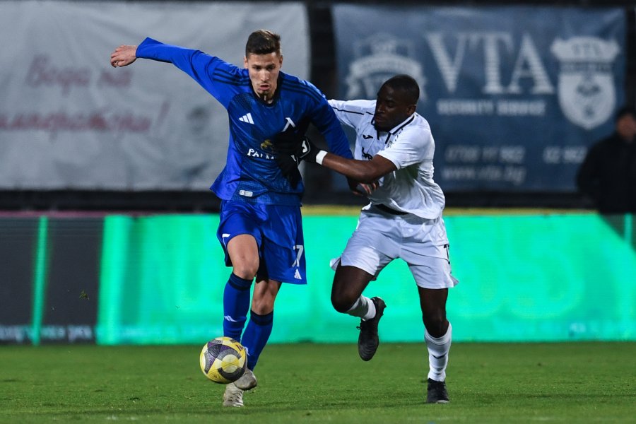 Славия Левски1