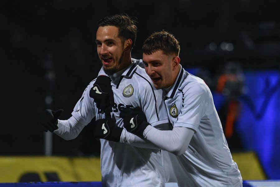 Славия Левски1