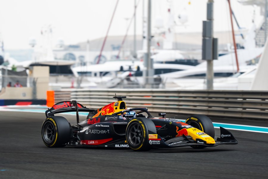 Никола Цолов по време на свободната тренировка преди Гран при1