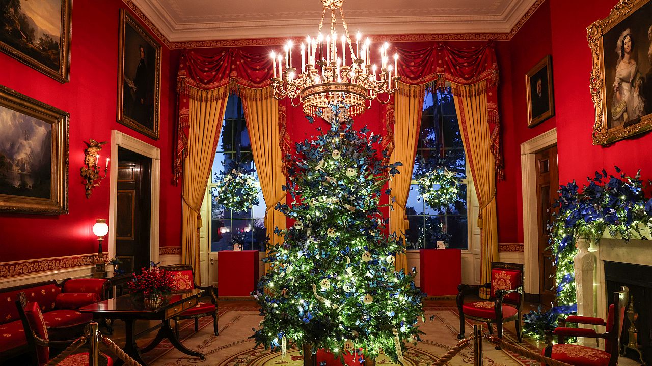 „Майката на коледния гняв“ – наистина ли Мелания Тръмп мрази Коледа