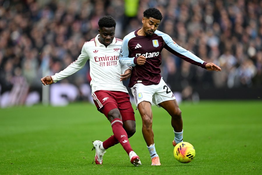 Астън Вила Арсенал1