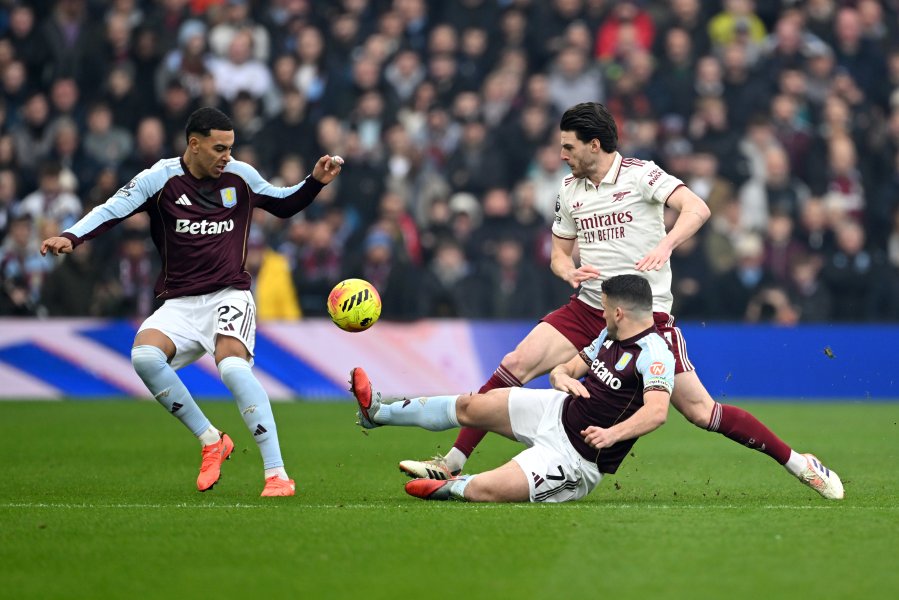 Астън Вила Арсенал1