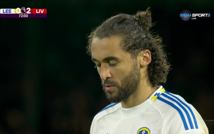 Лийдс намали изоставането си от дузпа