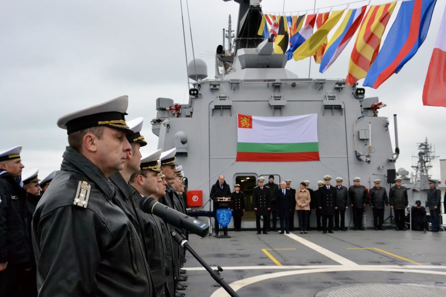 ВМС прие тържествено новия патрулен кораб „Храбри“ във Варна