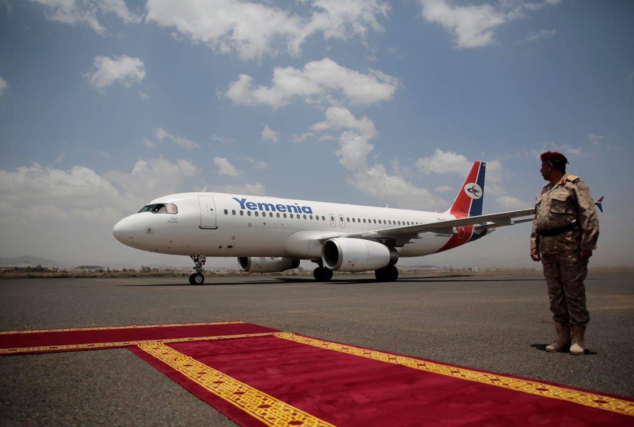 Йемен затвори въздушното си пространство за кратко заради напрежение на юг