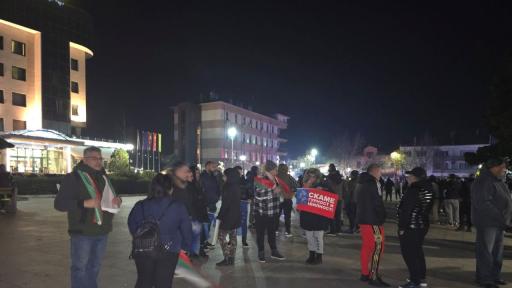 <p>&quot;Асен Василев - Вие сте криза&quot;: Контрапротести в подкрепа на кабинета &quot;Желязков&quot; (ОБЗОР)</p>