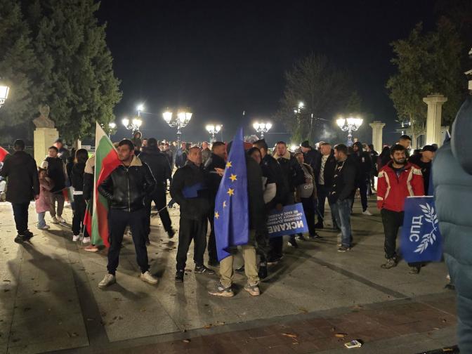 Контрапротести в подкрепа на кабинета Желязков