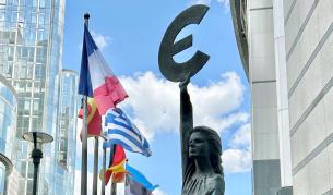 <p>България ще получи достъп до &quot;мощна финансова защита&quot;</p>