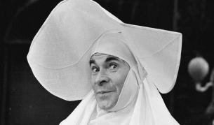 <p>Почина актьорът и комик&nbsp;Стенли Бакстър</p>