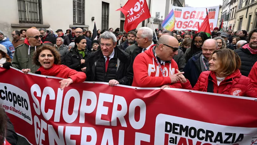 Стачка срещу проектобюджета за 2026 г. парализира Италия