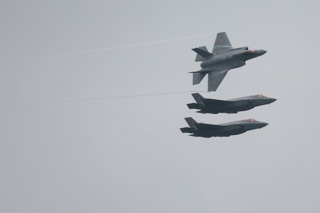 Финландия ще поръча от САЩ ракети "въздух-въздух"