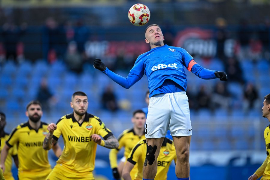 Спартак Варна Ботев Пловдив1