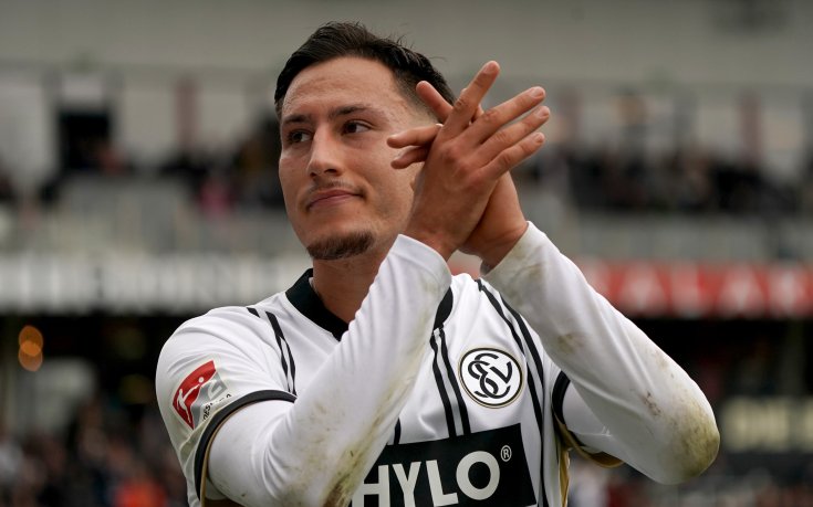 Айнтрахт води напреднали преговори с голмайтор от Втора Бундеслига