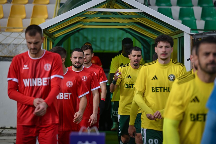 Добруджа Ботев Враца1