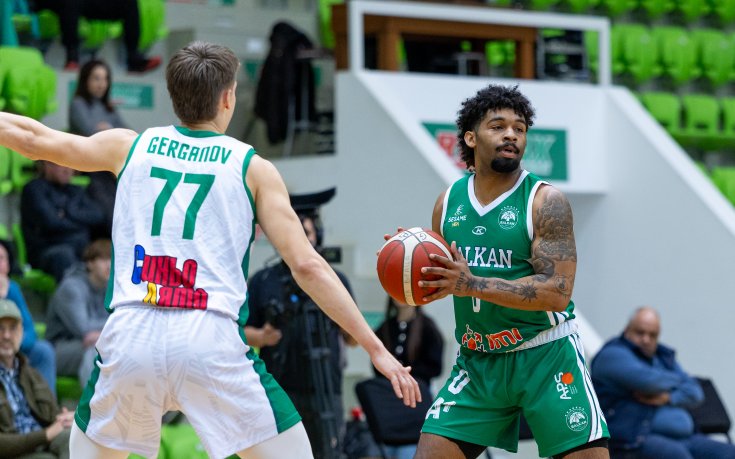 Лидерите Балкан и Рилски спортист с нови победи в първенството