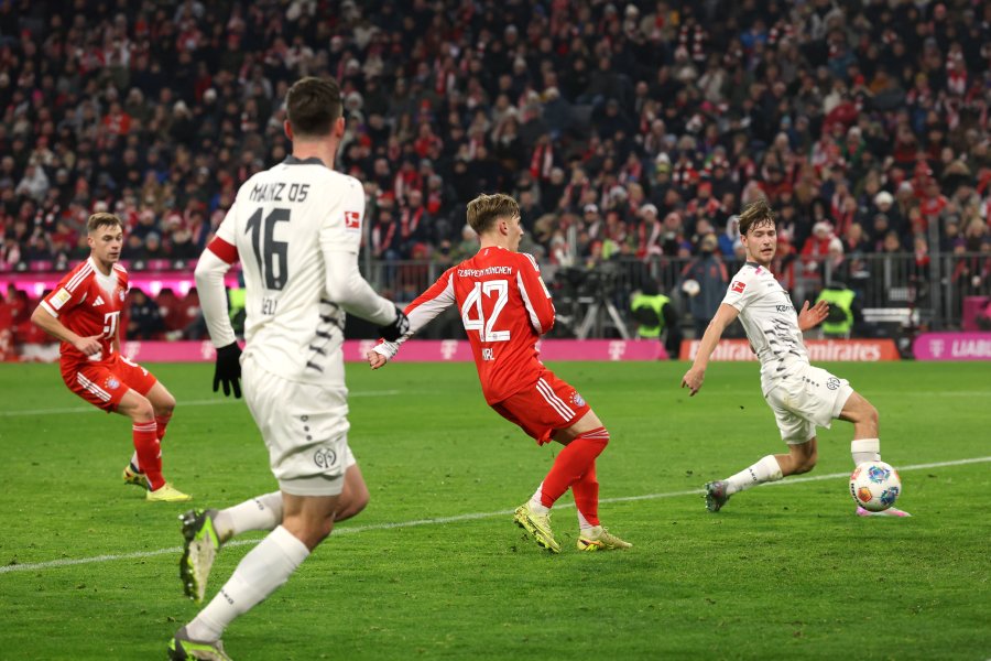 Байерн Мюнхен Майнц 051