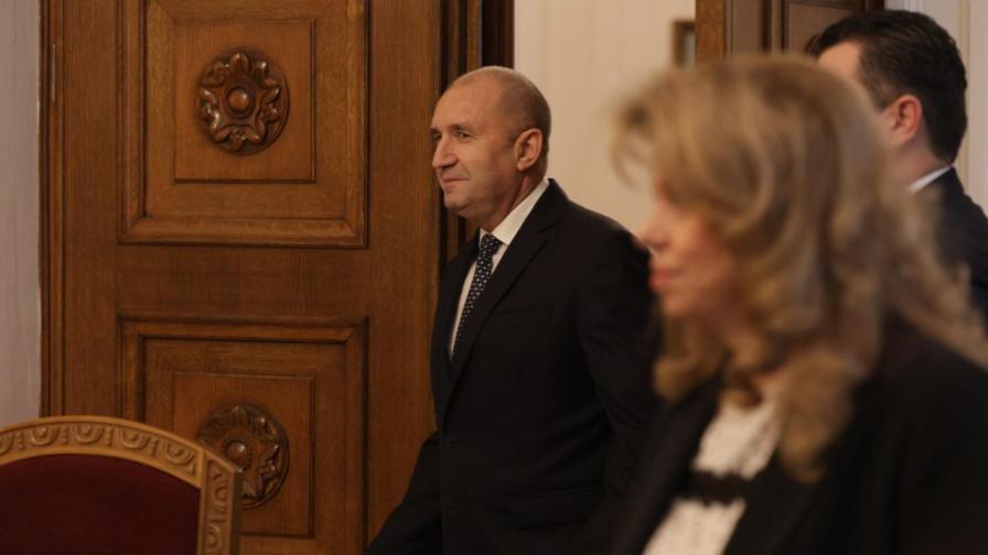 Четвърти ден консултации - МЕЧ и АПС при президента Румен Радев