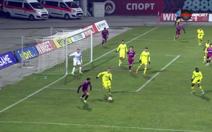 Бертран Фурие нацели напречната греда