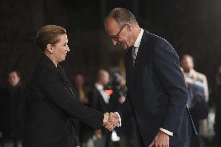 В Берлин обсъждат мирното споразумение за Украйна