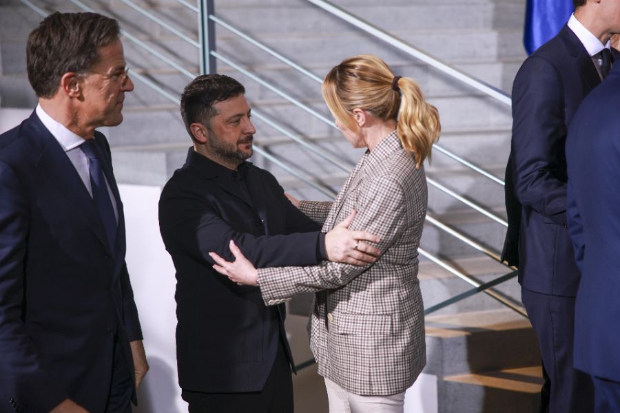 <p>В Берлин обсъждат мирното споразумение за Украйна.</p>