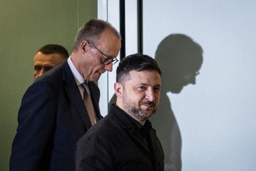 <p>В Берлин обсъждат мирното споразумение за Украйна.</p>