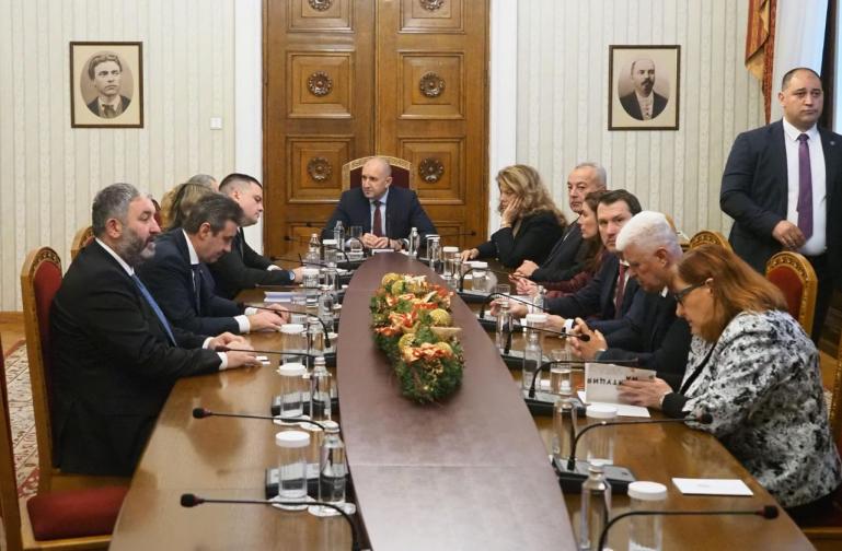 Има такъв народ Радев