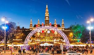 Топ 10 на коледните базари по света: магия, традиции и аромат на празник