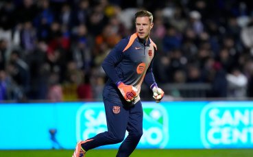 Флик похвали Тер Стеген, но каза: Марк трябва да се наложи в Барселона или да си намери нов клуб