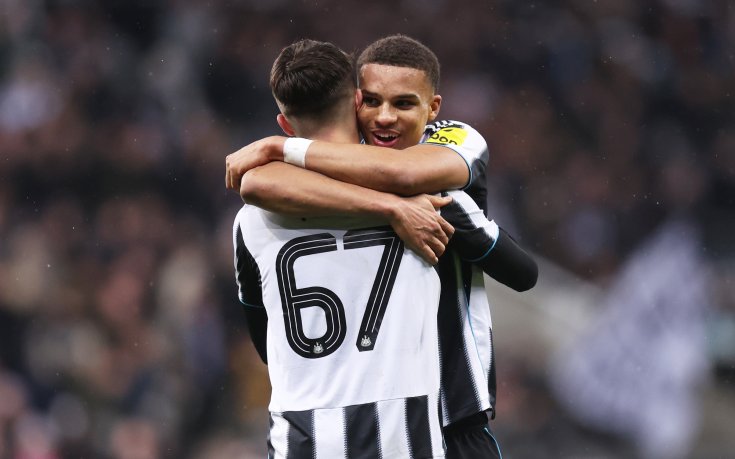 Младок класира драматично Нюкасъл на 1/2-финал за Карабао къп