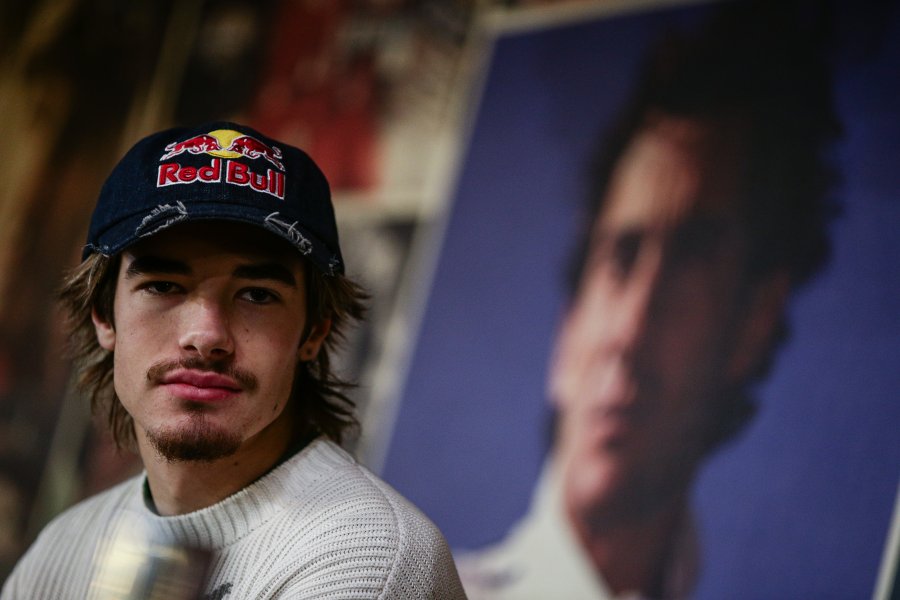 Никола Цолов1