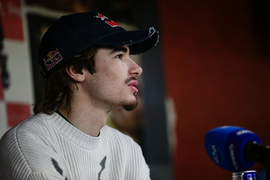 Никола Цолов1