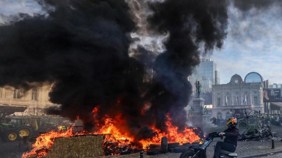 Ескалация, огън и сблъсъци в сърцето на Европа