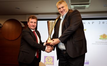 Любо Ганев със съвет какво да подарим за Коледа