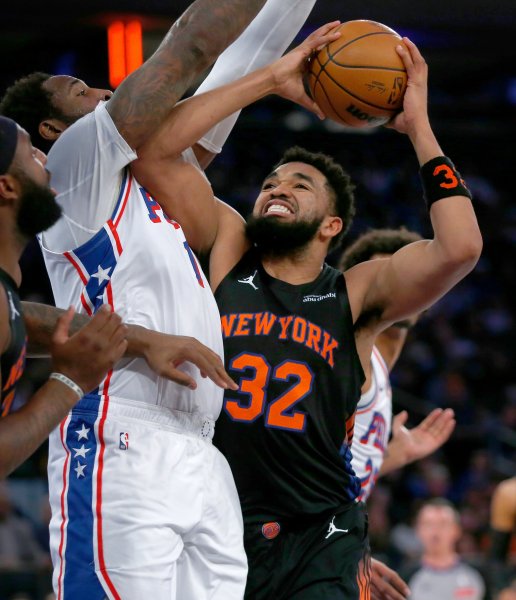 Ню Йорк Никс Филаделфия Севънтисиксърс1