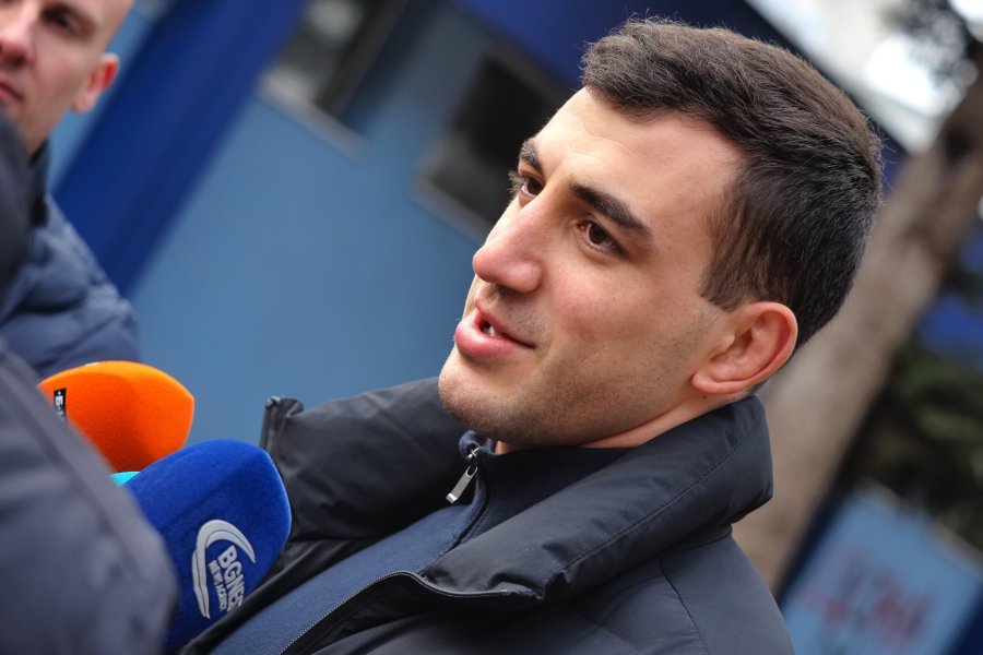 Семен Новиков беше специален гост на традиционния коледен турнир на1