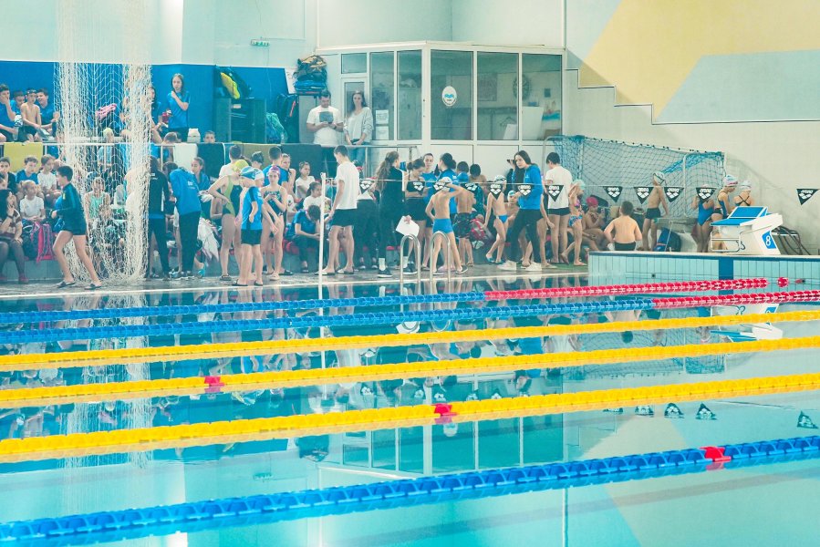 Семен Новиков беше специален гост на традиционния коледен турнир на1